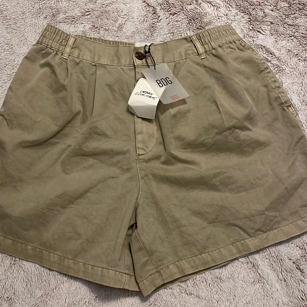 Urban Outfitters shorts size-M